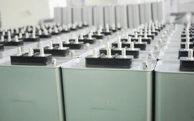 低壓電力電容器的智能化特點(diǎn)有哪些？